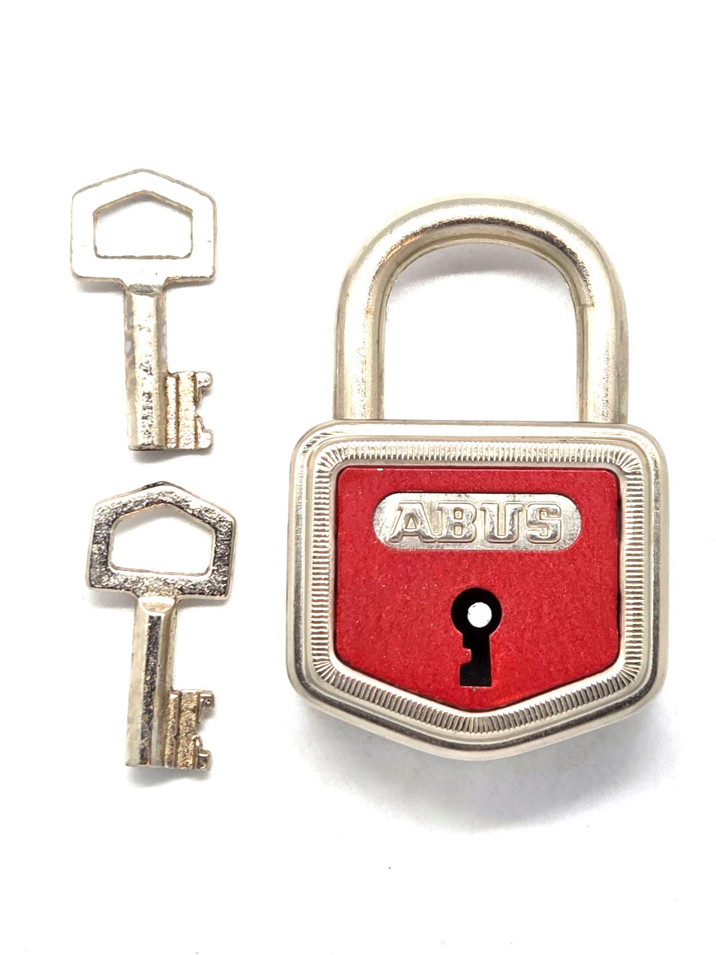 Vintage hangslot voor escape room